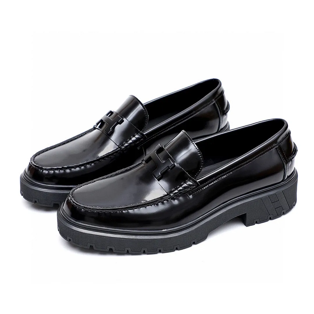 Men's shoes 💰680 💐[HERMES] popular men's shoes counter original items! The world's top brands...Luxury quality...//Fashion and high-end footwear 👍💪🏻...give you a low-key luxury comfort experience👍. The upper is made of pure Italian imported original open-edge beaded cowhide. Sweat-absorbent cowhide leather lining. Comfortable and breathable. The original rubber-plastic flower foam light outsole is high-end and classy. Luxurious and noble!! .. OEM factory shipment [Hug] stall.. Original plate. Welcome to taste..39-45 (38.45.46🉑️Customized)